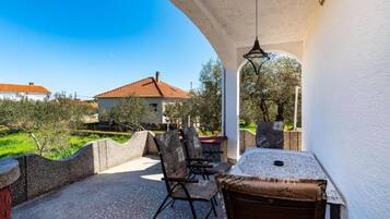 Apartment (Two Bedroom Apartment with Terrace) | Balcony