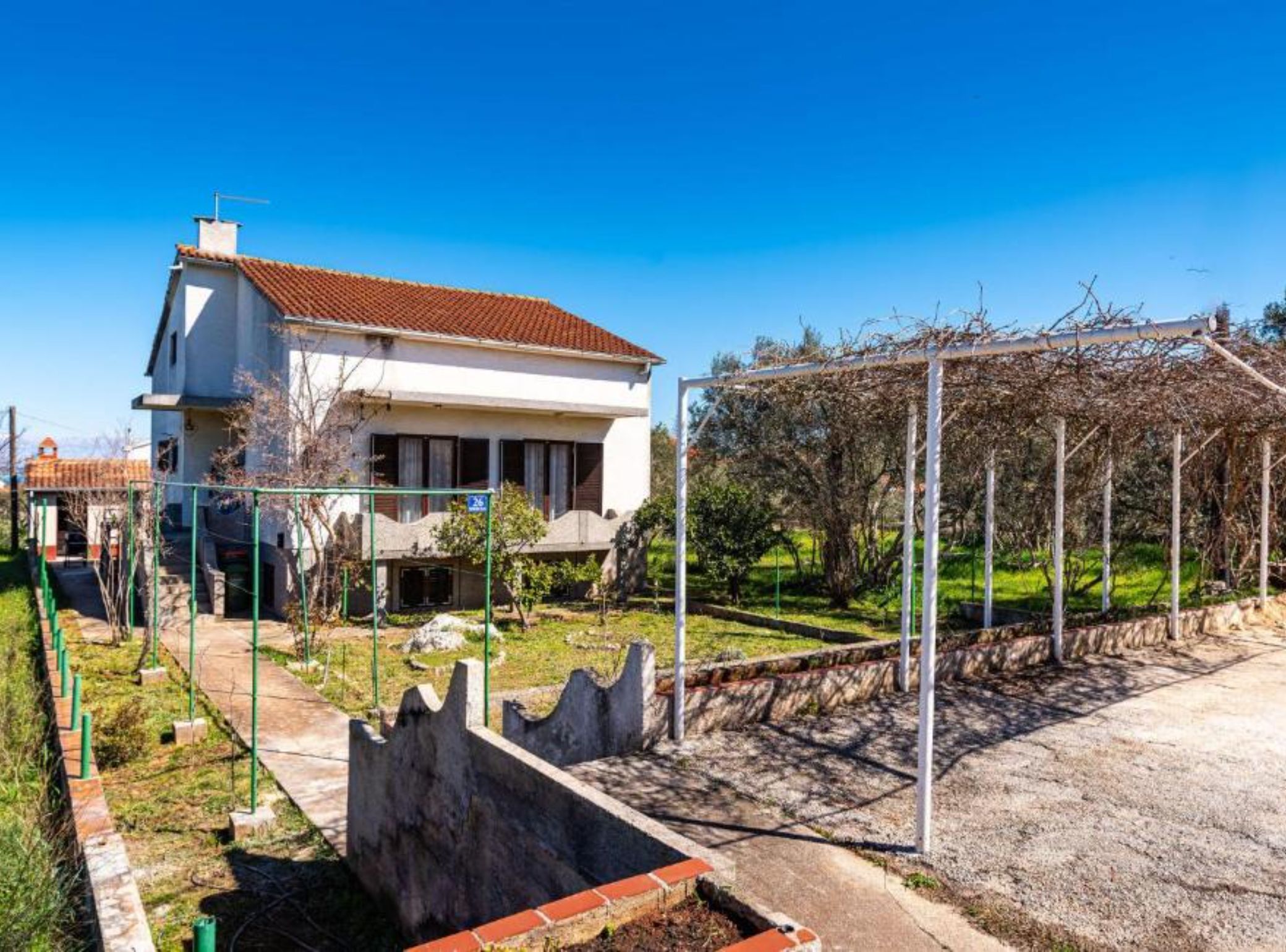 Apartamento (Two Bedroom Apartment with Terrace) | Fachada