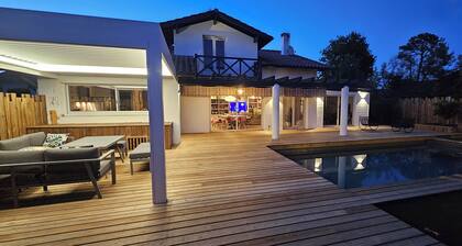 Villa Silhouette à Biarritz, Proche Plages, Lac, Commerces et Centre-ville