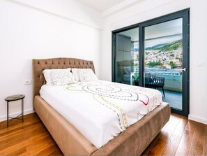 Apartment (One Bedroom Apartment with Balcony) | 1 Schlafzimmer, Babybetten