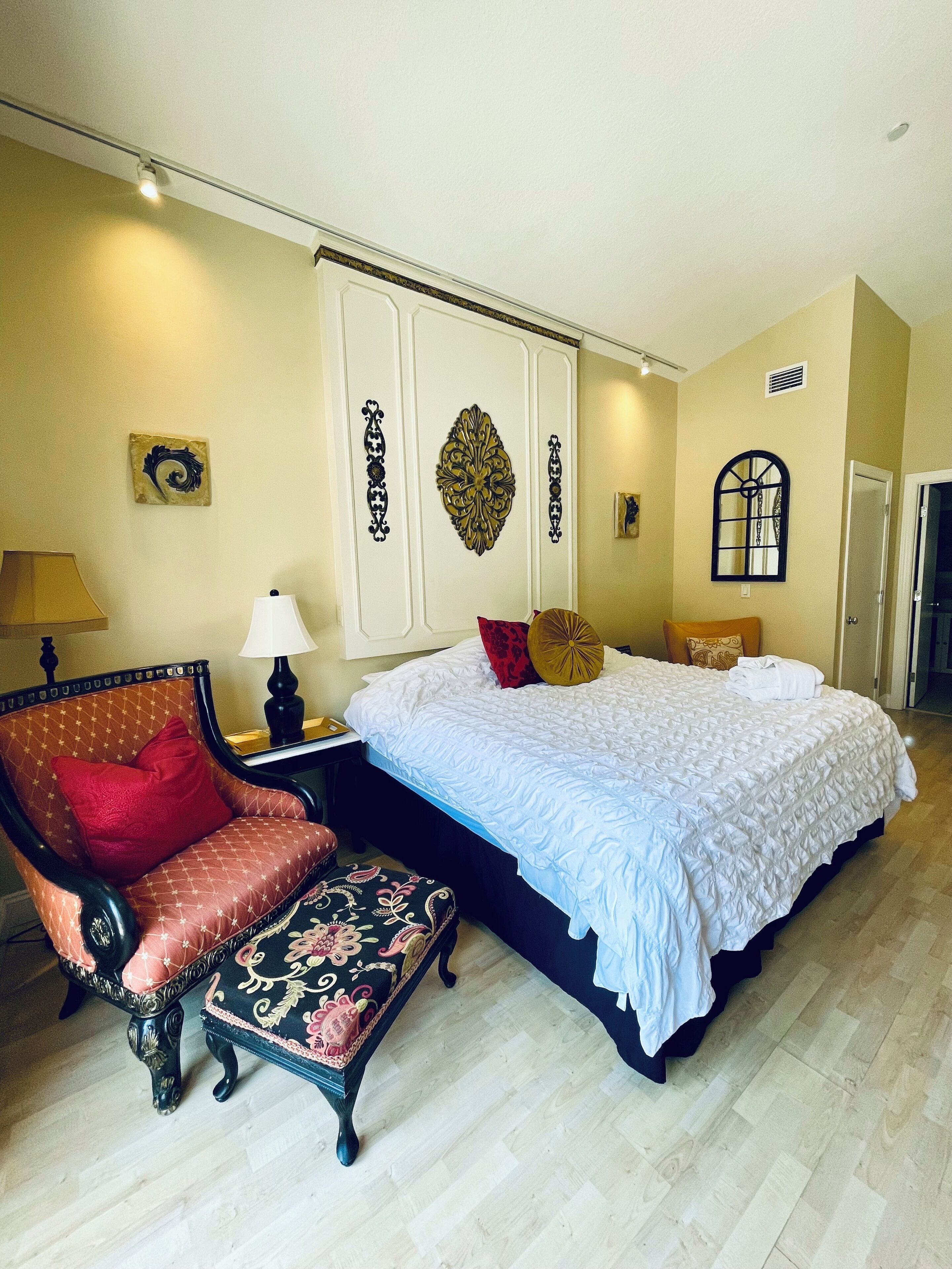 1 bedroom, desk, iron/ironing board, free WiFi