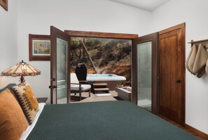 2 bedrooms, WiFi, bed sheets - Discover Serenity: The Ultimate Experience at Retreat at Rockies Ranch (Cascade-Chipita Park)