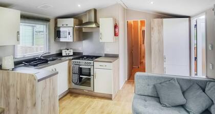3 bedroom accommodation in Kelso
