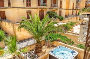 Bubbelpool utomhus