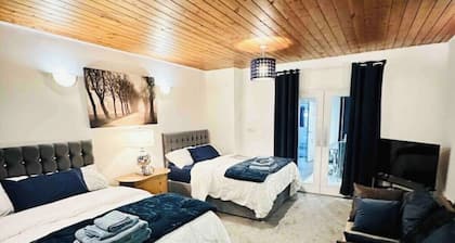 Modern 2 Bedroom Apt Derby City