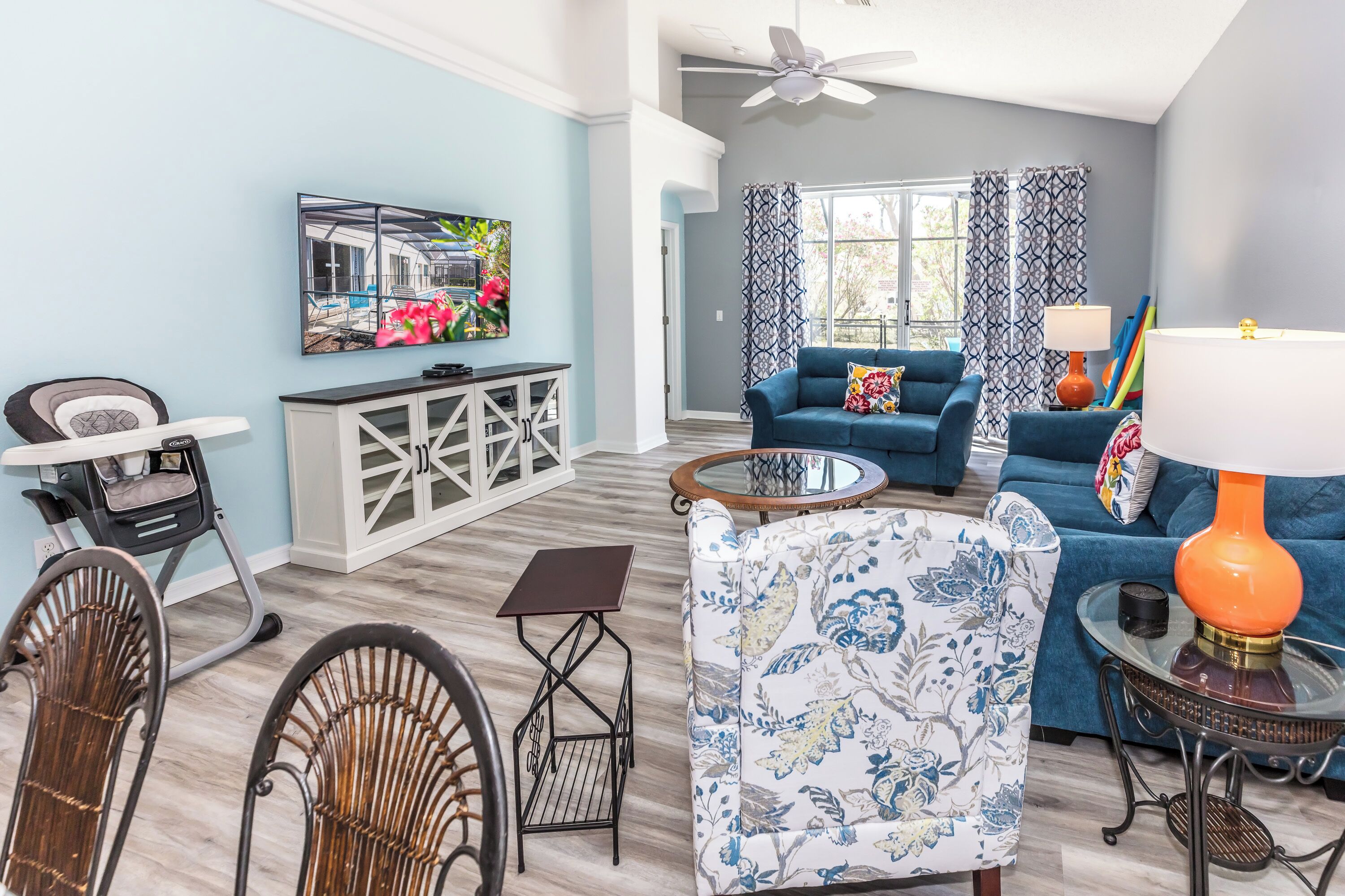 'Sunshine State of Mind' South Facing Pool & Spa