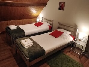 2 bedrooms