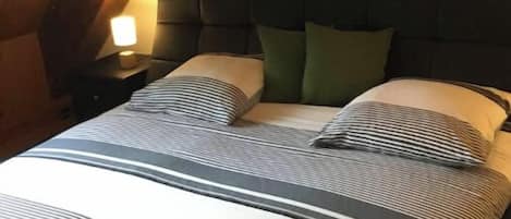 2 bedrooms
