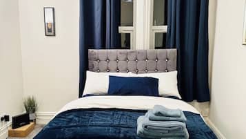 2 bedrooms, soundproofing, iron/ironing board, WiFi