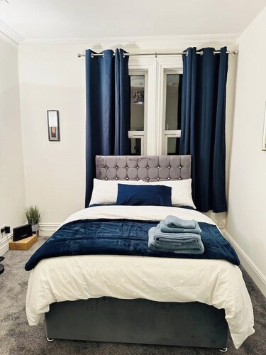 Bespoke 2 Bedroom Apt Derby City