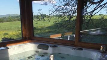 Bain à remous intérieur