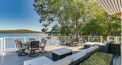 Luxury Vacation Home Private-Lake Winnipesaukee with 50' Dock w outdoor firepit.