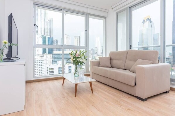 TV - Luxury 1 bedroom apt free parking  and balcony (Panamá)