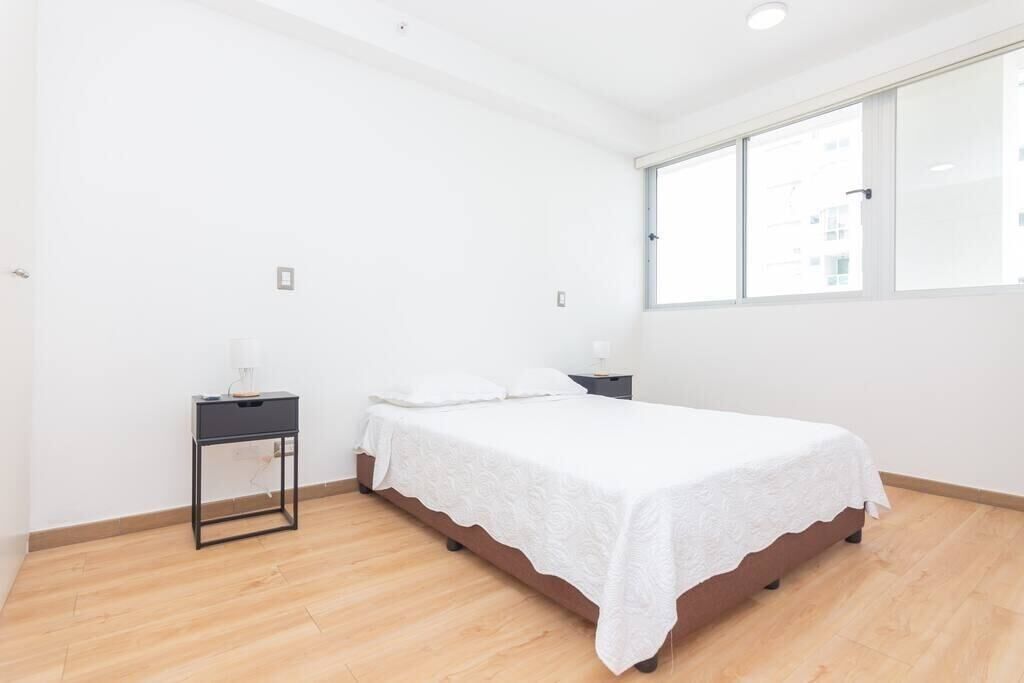 1 bedroom, iron/ironing board, WiFi (free), bed sheets