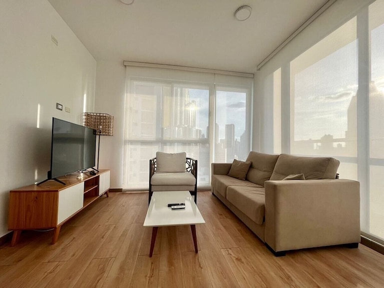 Luxury 1 Bedroom Apt With Free Parking - パナマ