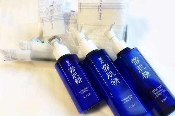 Bathroom amenities - Mars Garden Hotel Hakata (Fukuoka)