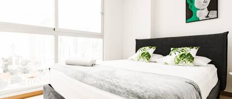 3 室のベッドルーム、アイロン / アイロン台、WiFi (無料)、ベッドシーツ