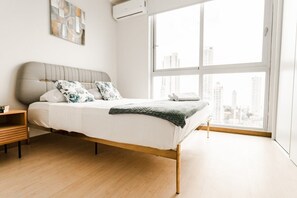 3 chambres, fer et planche à repasser, Wi-Fi gratuit, draps fournis