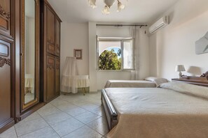1 bedroom, iron/ironing board - Villetta Tiziana by BarbarHouse (Porto Cesareo)