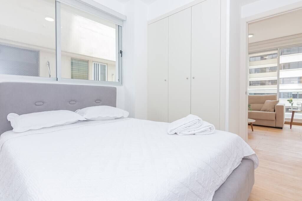 1 bedroom, iron/ironing board, WiFi (free), bed sheets