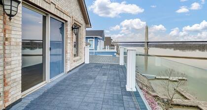Beautiful views and sunrises overlooking the water. Spacious home with elevator.