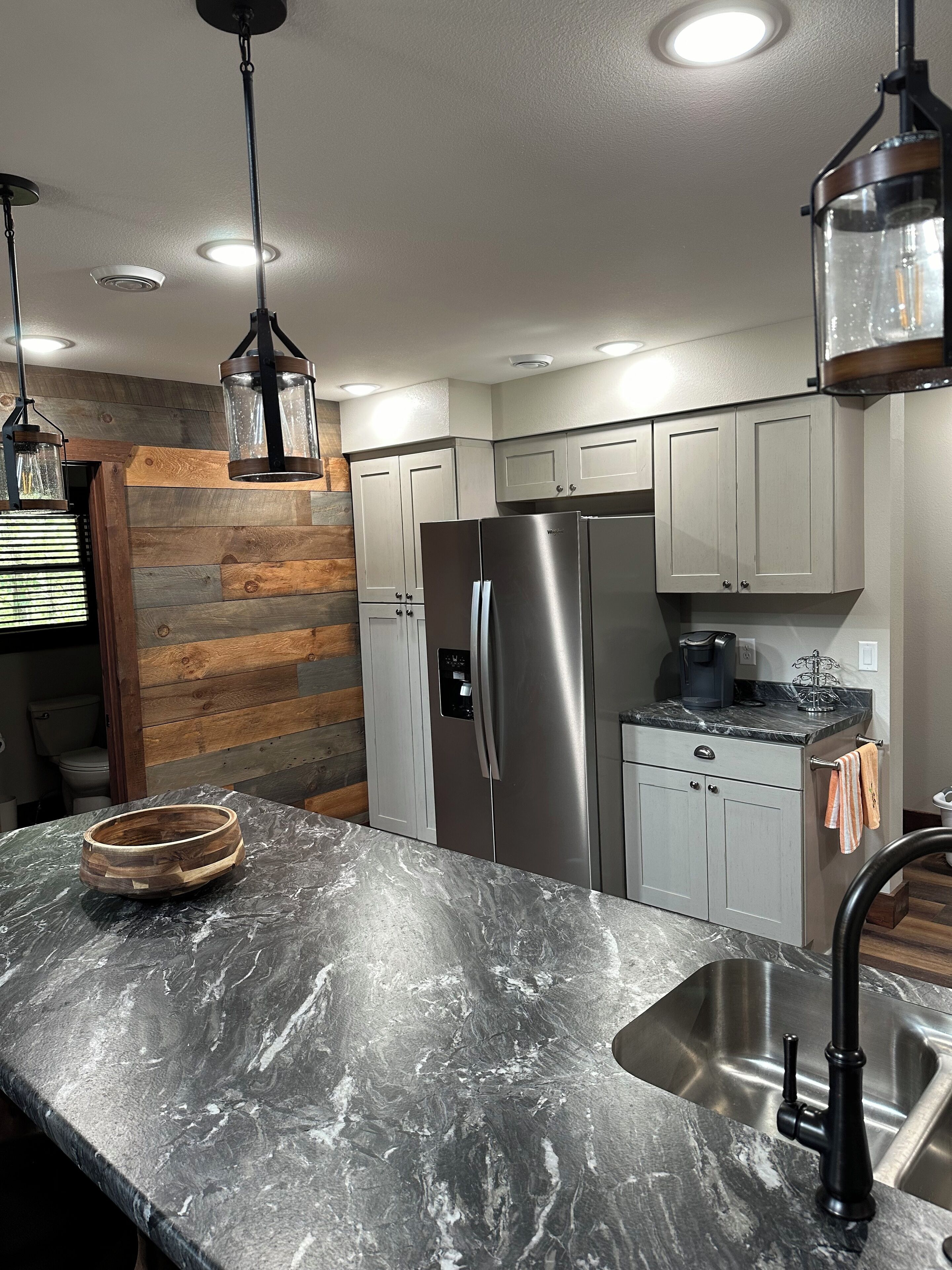 Mikrowelle, Ofen, Herdplatte, Geschirrspüler