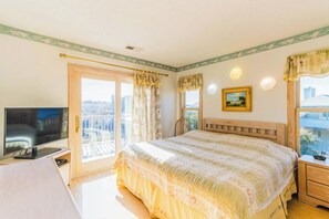 5 bedrooms, internet, bed sheets - Oceanside Duck home w/ heated pool, hot tub, & community amenities! (Duck)