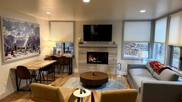 TV connectée, cheminée