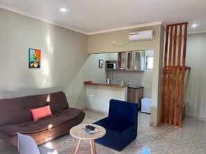 Living area - Elite Services Accommodations (Chibungo)
