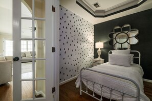 2 Schlafzimmer, Bügeleisen/Bügelbrett, kostenloses WLAN, Bettwäsche