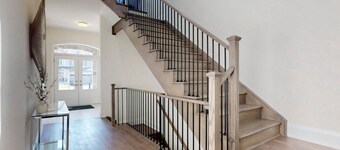 Beautiful room, quiet house with the comfort of a luxurious home near Wonderland