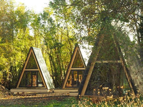 Dream ecolodge in a fairytale castle 