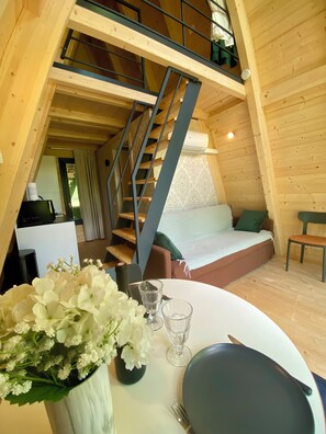 Living area - Dream ecolodge in a fairytale castle  (Les Trois-Moutiers)