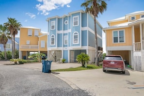 Exterior - Blue Laguna (Gulf Shores)