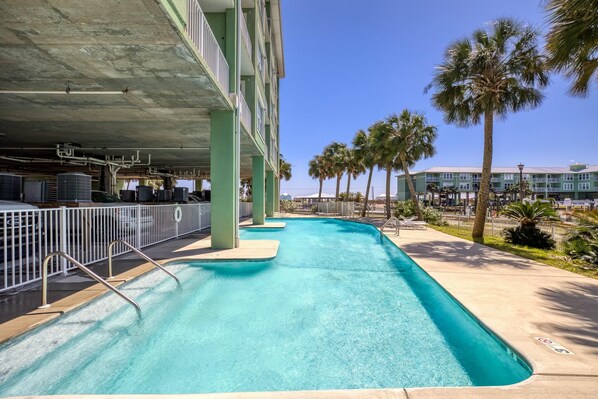 Appartement, Meerdere bedden (Navy Cove Harbor 1206) | Zwembad