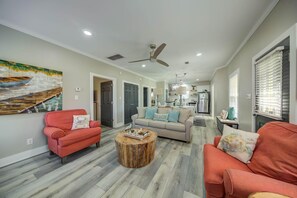 Casa, várias camas (The Rookery 2202) | Área de estar