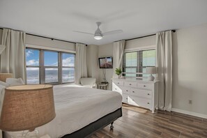 Condo, Multiple Beds (Harbour Place 413) | 3 bedrooms, iron/ironing board