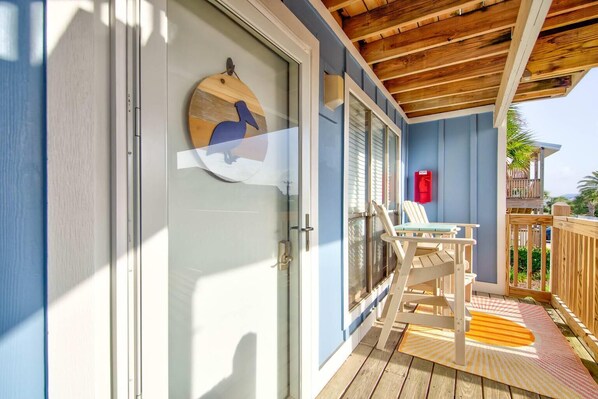 Condo, Multiple Beds (Sea Horse 112) | Outdoor dining - Sea Horse 112 (Gulf Shores)