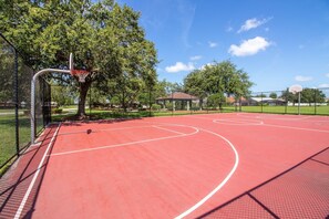 Terrain de basketball