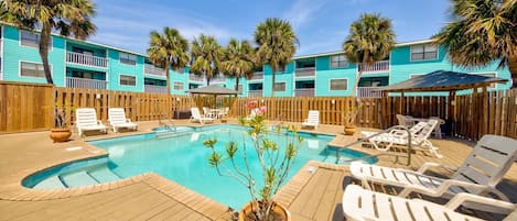 Apartment, 2 Queen-Betten (Lani Kai 103) | Pool