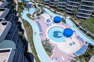 Apartamento, varias camas (Phoenix On The Bay 1108) | Piscina