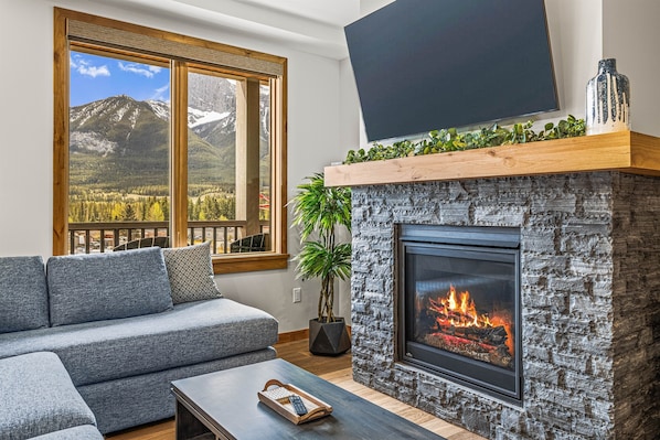 Smart-TV, peis og stereoanlegg