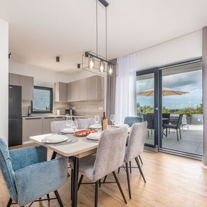 3 عدّة غرف نوم