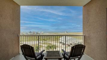 Condo, 1 King Bed with Sofa bed (The Dunes 507) | Property grounds