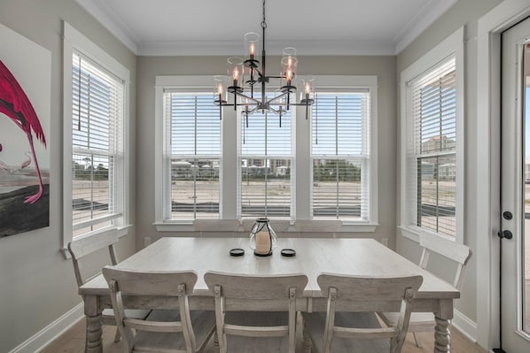 다이닝