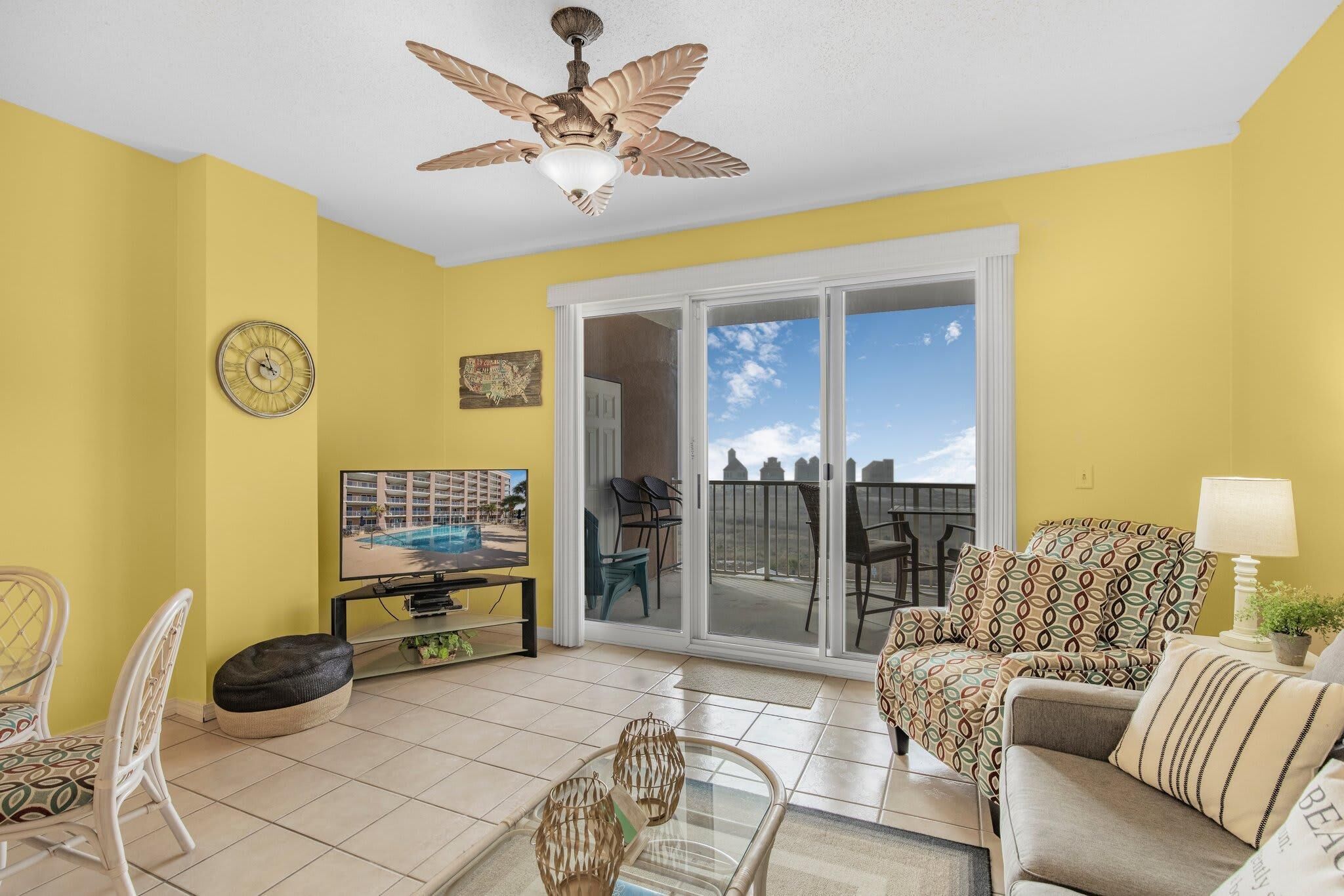 Huoneisto, useita sänkyjä (The Dunes 502) | Oleskelualue