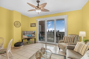 Apartamento, varias camas (The Dunes 502) | Zona de estar