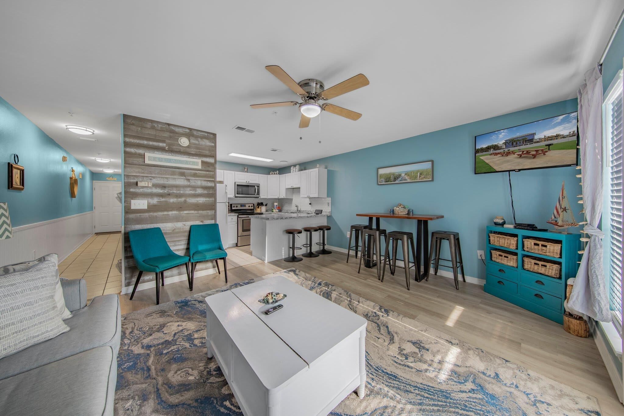 Condo, 1 King Bed with Sofa bed (Grand Caribbean in Perdido Key 111E) | Living area