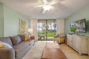 Leilighet, flere senger (Seaside Beach & Racquet 5117) | Oppholdsområde