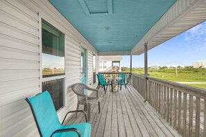 House, Multiple Beds (Island Dream) | Outdoor dining